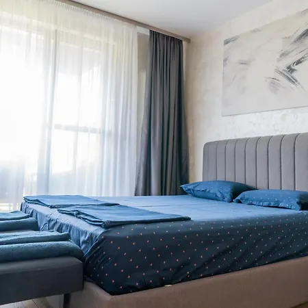 Business Park Premium, 2b Lux Flat, Free Garage *