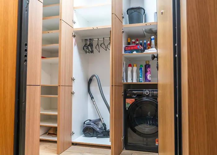 Business Park Premium, 2b Lux Flat, Free Garage דירה